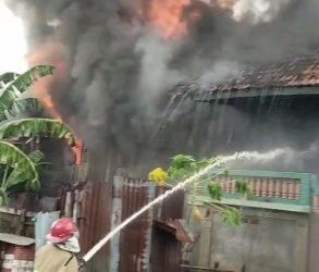 Breaking News” Kebakaran Rumah Kembali Terjadi di Belimbing Muara Enim