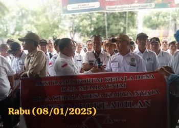 Ratusan Kades Geruduk Kantor Bupati Muara Enim Mencari Keadilan