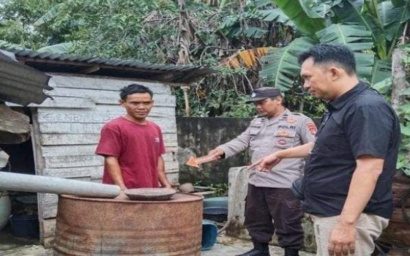 Kesal Duit Hilang Ayah Kandung Bakar Anak Kandung di Desa Prabumenang Lubai Ulu Muara Enim Diamankan Polisi