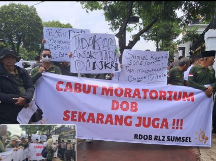 Aksi Demo CDOB RL2 di Kemendagri Desak Presiden Prabowo Cabut Moratorium DOB