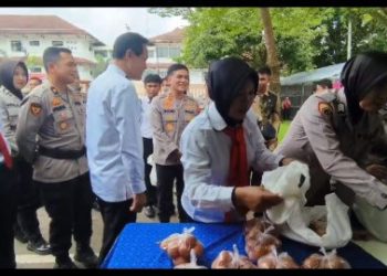 Polres Muara Enim Gelar Bazar Ramdan  Dan Bakti Sosial Serentak