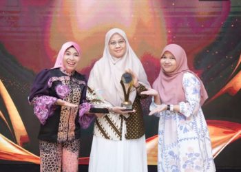 UMKM Berjaya, Bukit Asam Dianugerahi Penghargaan Pembina Terbaik