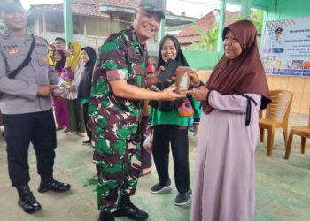 Danramil 404-04/Gumeg Hadiri Gerakan Pangan Murah dan Operasi Pasar Murah di Desa Banuayu