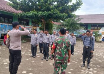 Babinsa Koramil 04/Gunung Megang Monitoring Pembinaan Linmas di Desa Kuripan Induk