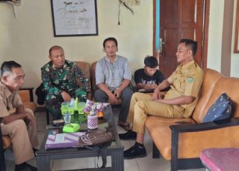 Babinsa Koramil 04/Gumeg Himbau Warga Waspadai Kenakalan Remaja