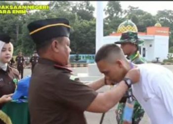 Bentuk Karakter Agar Miliki Etos Kerja Yang Profesional, Kajari Muara Enim Berikan Pembekalan CPNS 