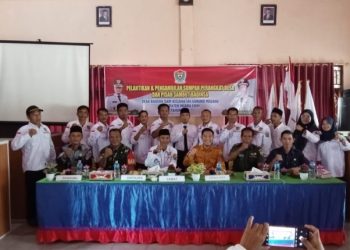 Babinsa Koramil 04/Gunung Megang Hadiri Pelantikan Perangkat Desa dan Pisah Sambut di Desa Bangun Sari