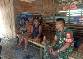 Babinsa Koramil 404-04/Gumeg, Serda Saroha Tamba, Aktif Laksanakan Komsos di Wilayah Binaan