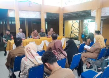 Danramil 0404-04/GM Hadiri Rapat Pembentukan Panitia HUT ke-80 RI di Kecamatan Rambang Niru