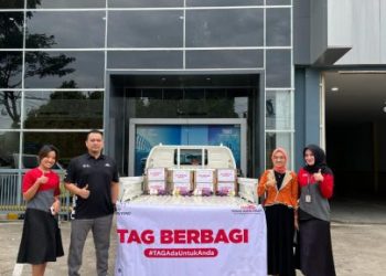 Toyota Hilux Rangga Temani TAG Berbagi di Muara Enim”