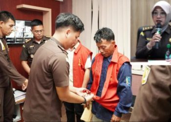 Dua Orang Ditetapkan Tersangka Hasil OTT Kejati Sumsel di Kantor Camat Pagar Gunung Lahat 