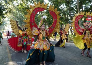 Marching Band Bukit Asam Ukir Prestasi Gemilang