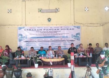 Babinsa Koramil 404-04/GM Mengikuti Kegiatan Gerakan Pangan Murah Polres Muara Enim