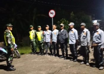 Kepedulian Babinsa Koramil 404-04/GM Gelar Patroli Bersama Ciptakan Rasa Aman di Wilayah Binaan