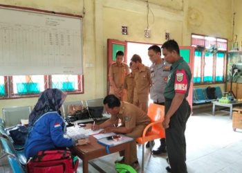 Babinsa Koramil 404-04/Gunung Megang Monitoring Sosialisasi Anti Narkoba di Desa Penanggiran