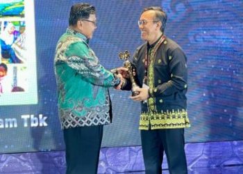 Transparansi & Keberlanjutan Diakui, PTBA Kantongi Penghargaan Platinum ASRRAT 2025