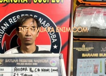 Warga Cirebon Ditangkap di Desa Dalam Belimbing Muara Enim Karena Edarkan Narkoba 