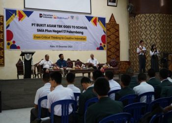 PTBA Ajak Generasi Muda Berpikir Kritis dan Inovatif Lewat Seminar Karya Tulis Ilmiah di Palembang