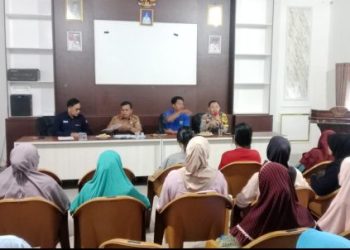 Hadiri Pembahasan Program Bedah Rumah Bhabinkamtibmas Polsek Gunung Megang Wujud Dukungan Kesejahteraan Masyarakat 