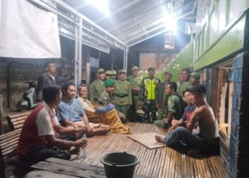 Anggota Koramil 404-04/Gunung Megang Laksanakan Patroli Bersama di Wilayah Kecamatan Belimbing