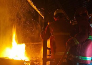 Tadi Malam Rumah Warga di Desa Penanggiran Gumeg Dilahap Si Jago Merah 