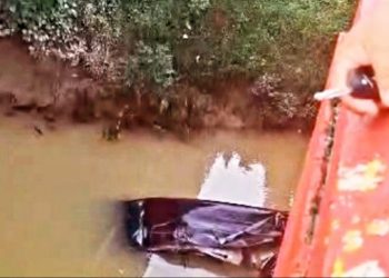Diduga Mobil Curian dari Muara Enim Terjun ke Sungai Jembatan Muara Gula Baru 