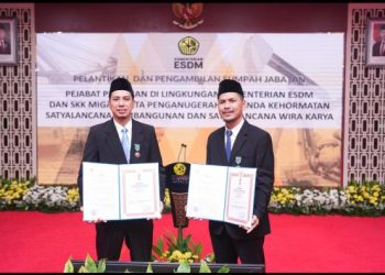Tiga Insan PTBA Raih Satyalancana Wira Karya