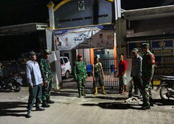Patroli Gabungan TNI dan Masyarakat, Ciptakan Situasi Aman di Empat Petulai Dangku