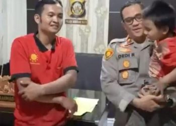 Polsek SU II Palembang Selamatkan Anak Telantar & Kembalikan ke Orang Tuanya