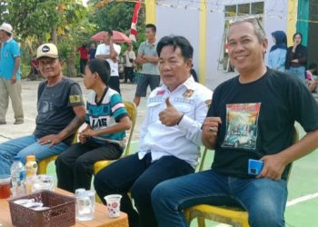 Kades Penanggiran Revi Winarno Hadir Langsung Menyaksikan Pertandingan Bola Voli