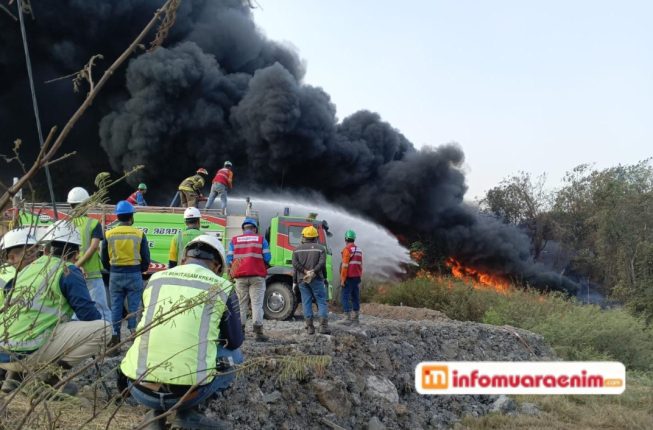 Polisi Dalami Penyebab Kebakaran di Area Eks Workshop Banko Pit 2 Desa Lingga Lawang Kidul