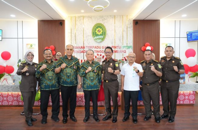 Tiba di Bumi Sriwijaya, Kajati Sumsel Silaturahmi ke Kantor DPRD-Griya Agung & Kantor Pengadilan Tinggi