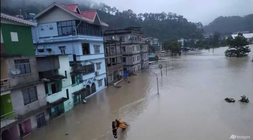 Danau Glasial di India Meluap, 14 Orang Tewas 102 Hilang Terseret Banjir Bandang
