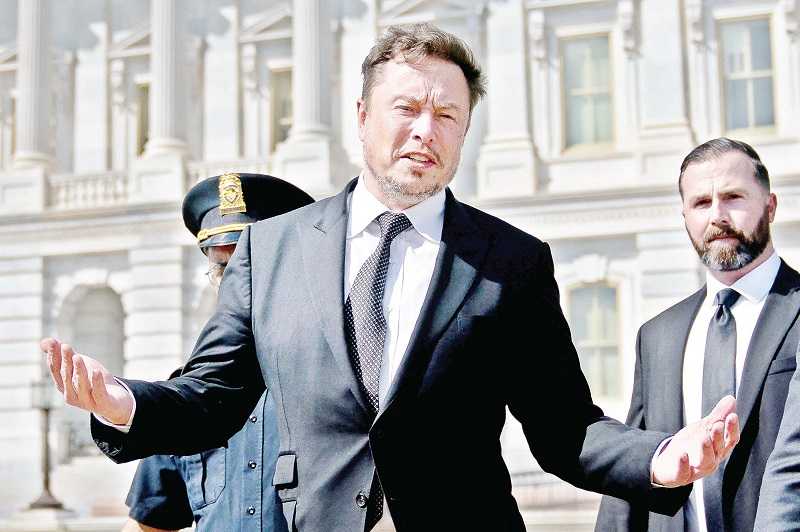Elon Musk Sampaikan Bahaya AI pada Peradaban Manusia