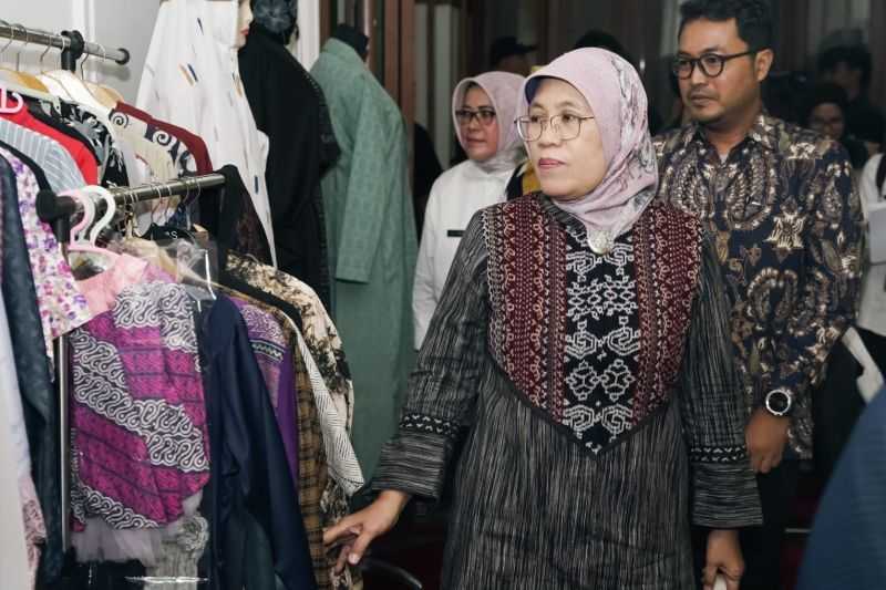 Guna Tarik Minat Gen Z, IKM Kerajinan Batik Diminta Pakai Pewarna Alami