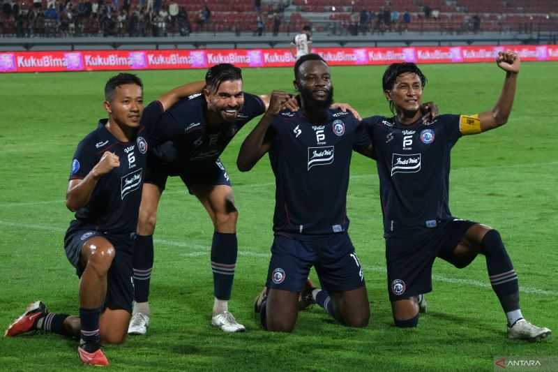 Ini Alasannya Kenapa Arema Enggan Terburu-buru Tunjuk Pelatih untuk Kompetisi Musim Depan