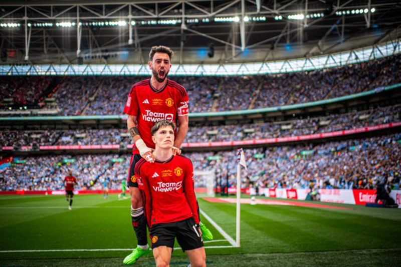 Manchester United Juarai Piala FA Setelah Kalahkan Manchester City 2-1