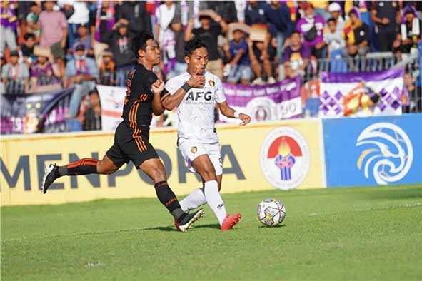 Persik Kediri Perpanjang Kontrak M Khanafi Hingga Tiga Musim