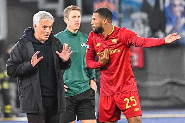 Pertaruhan Reputasi Mourinho di Final Liga Eropa