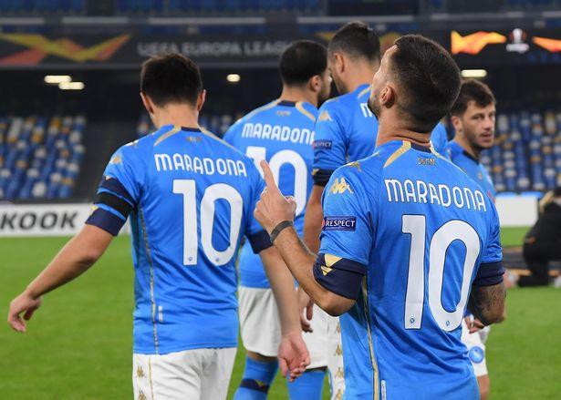 Semua Pemain Napoli Gunakan Nomor 10 saat Singkirkan HNK Rijeka