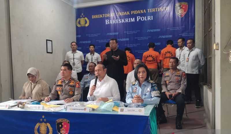 Polri Tangkap Dua Buronan terkait Kasus Gagal Ginjal Akut