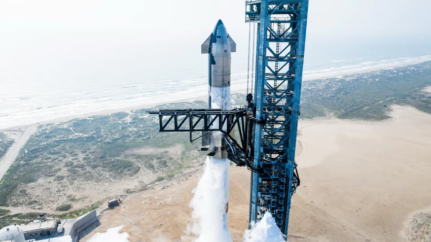 SpaceX Targetkan Uji Terbang Keempat Megarocket Starship