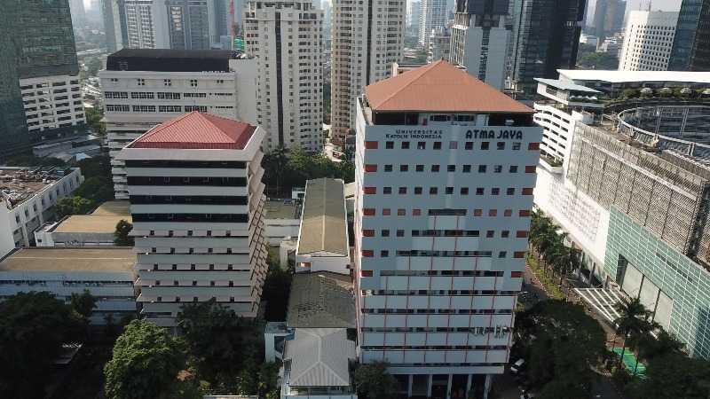 Unika Atma Jaya Salurkan Beasiswa Total Rp30 Miliar