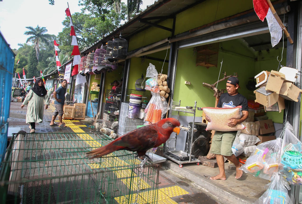 Berita Foto : Batas Waktu Pengosongan Lapak Pedagang di Pasar Barito
