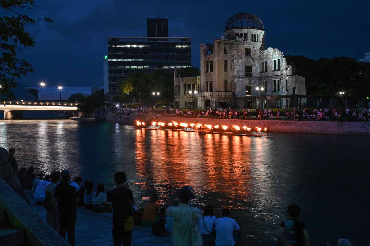 Gambar berita terkait Menjelang Peringatan 80 Tahun Bom Hiroshima Api Unggun Dinyalakan di Tepi Sungai Motoyasu