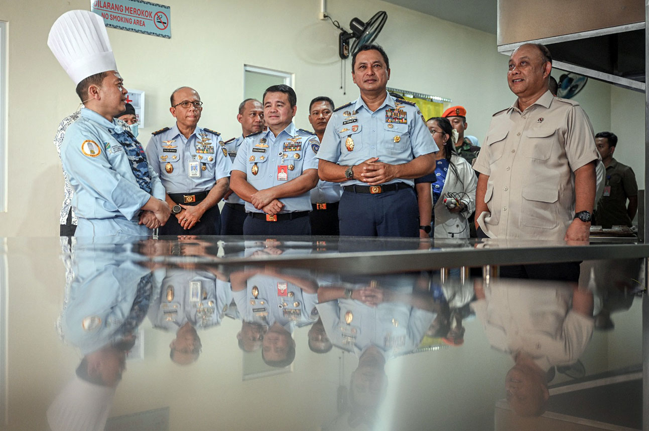 Peresmian dan Peletakan Batu Pertama Pembangunan SPPG TNI AU