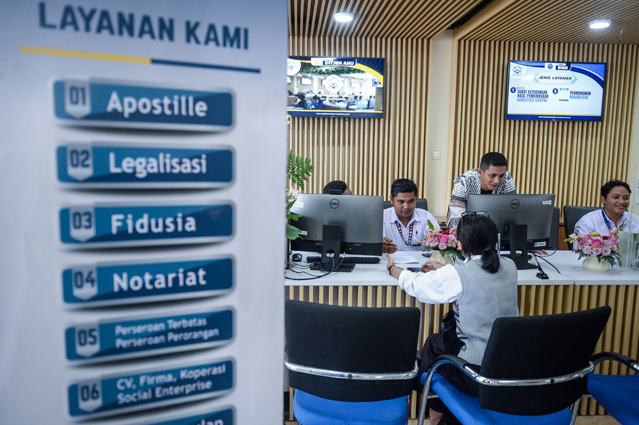 Peresmian layanan Administrasi Hukum Umum di Mal Pelayanan Publik