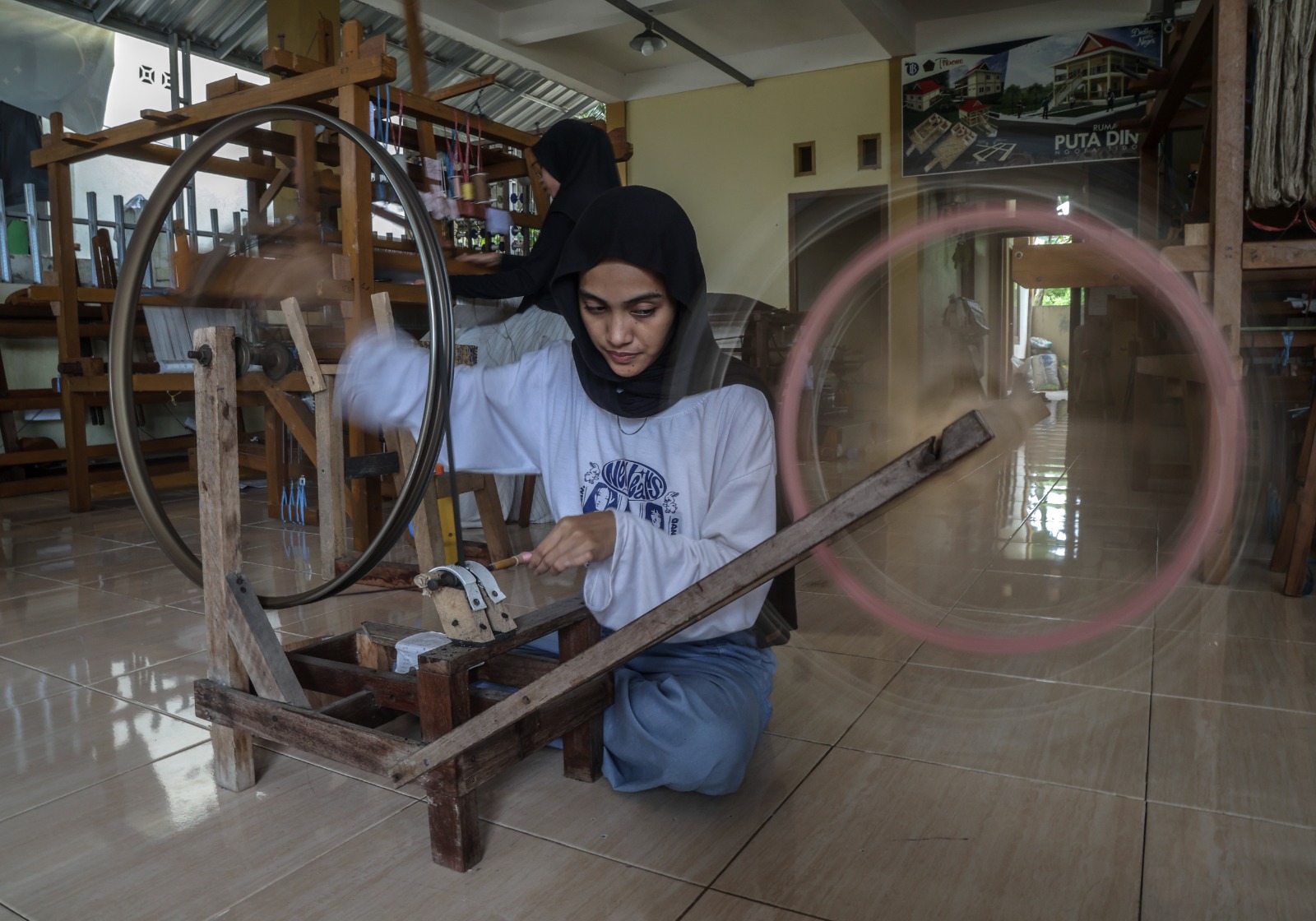 Gambar berita terkait Produksi kain Puta Dino di Tidore Kepulauan