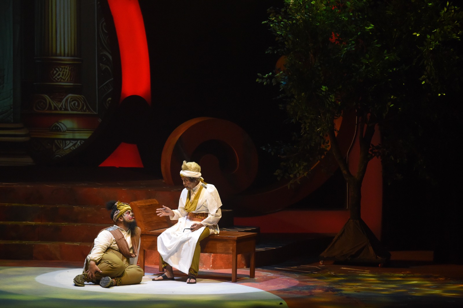Pementasan teater Mencari Semar