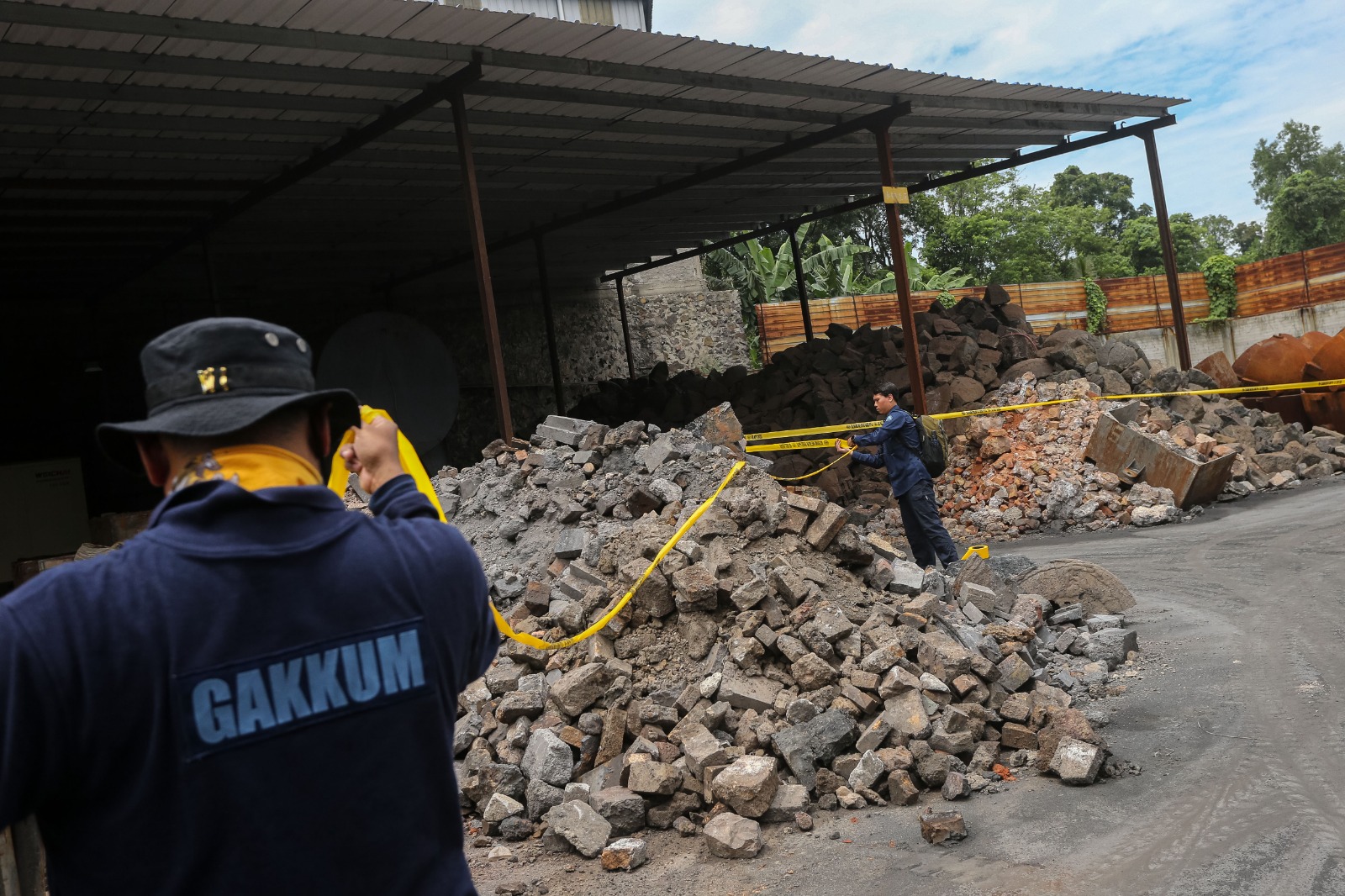 Foto: KLH menutup pabrik di Kabupaten Serang – Koran Jakarta ®